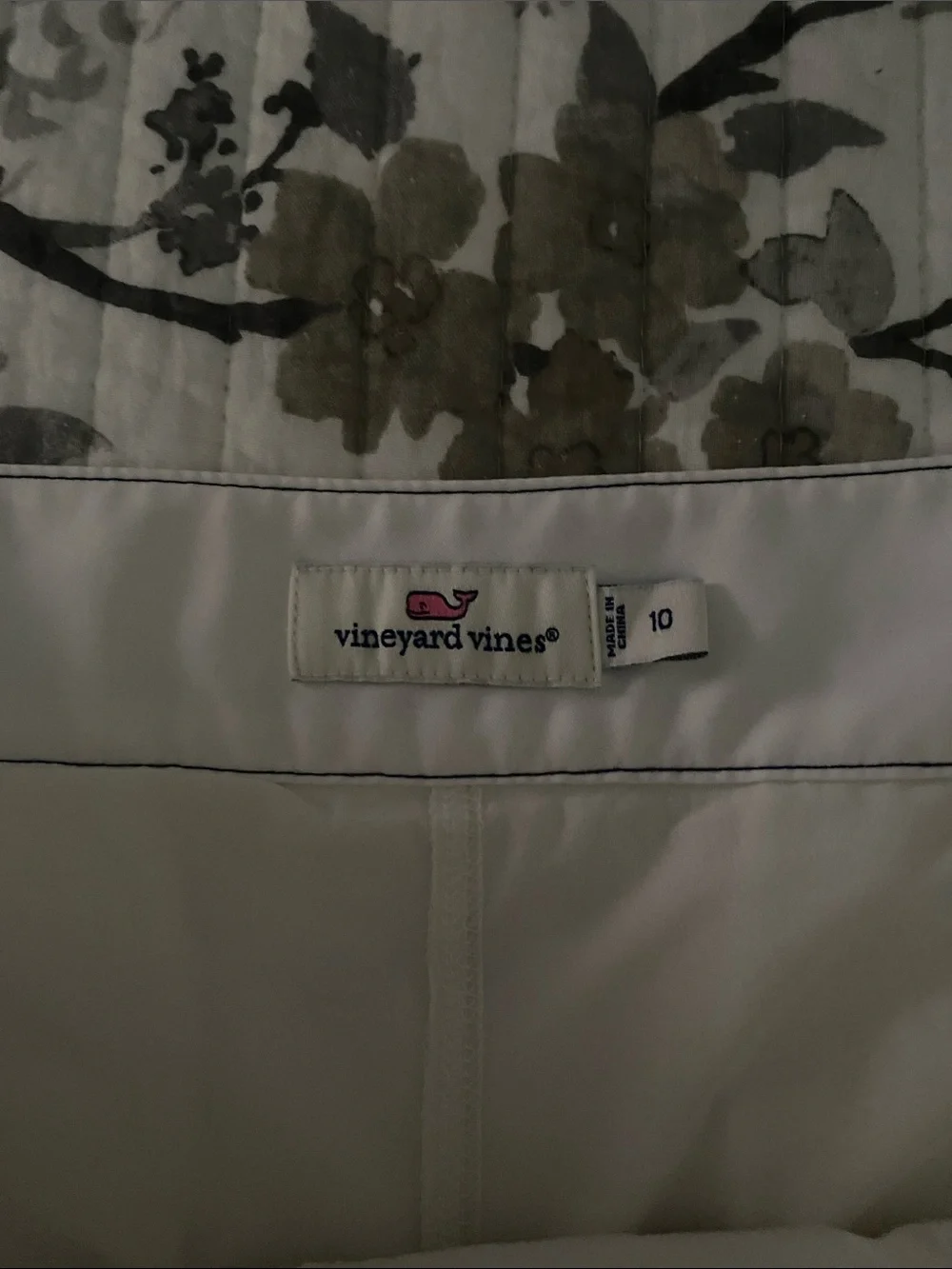 Vineyard Vines White Lined Skort with Contrast Stitching